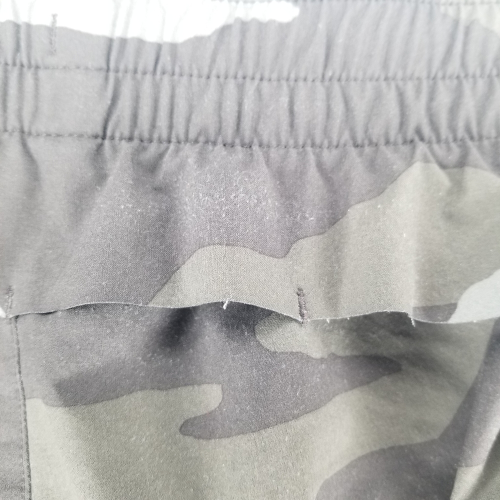 ATHLETA Mesh Racer Run Printed Short - Picture 14 of 14